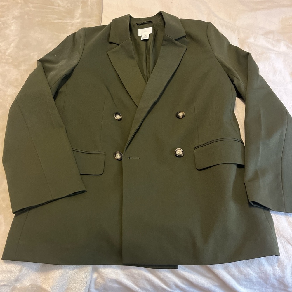 H&M Women’s Green Double-Breasted Trench Coat